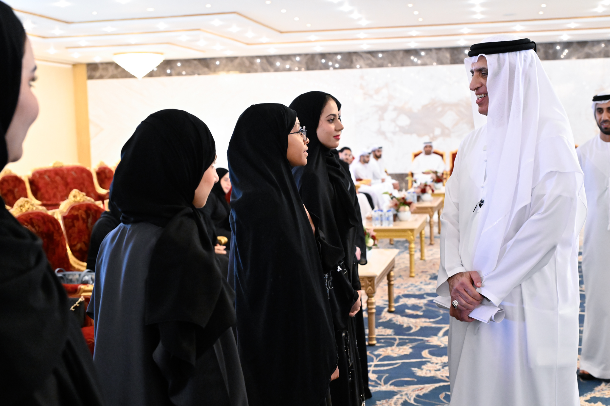 Shaeikh Saud bin Saqr Al Qasimi Ruler of Ras Al Khaimah meeting scholarship students